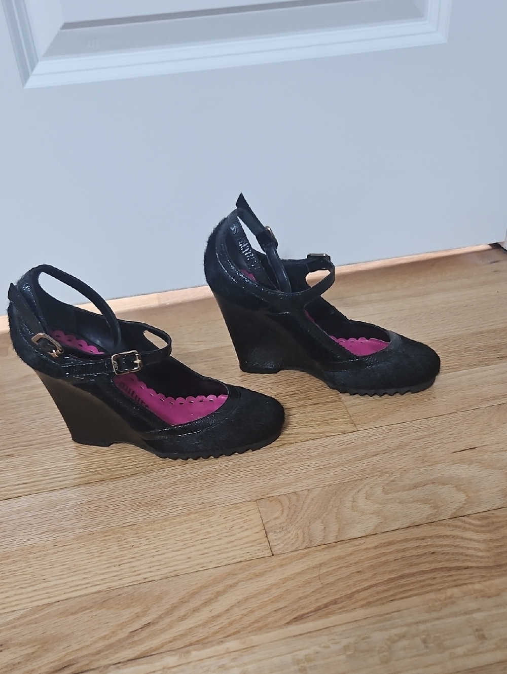 Juicy Coutue Black Wedge Mary Jane Heels with Pink Insole